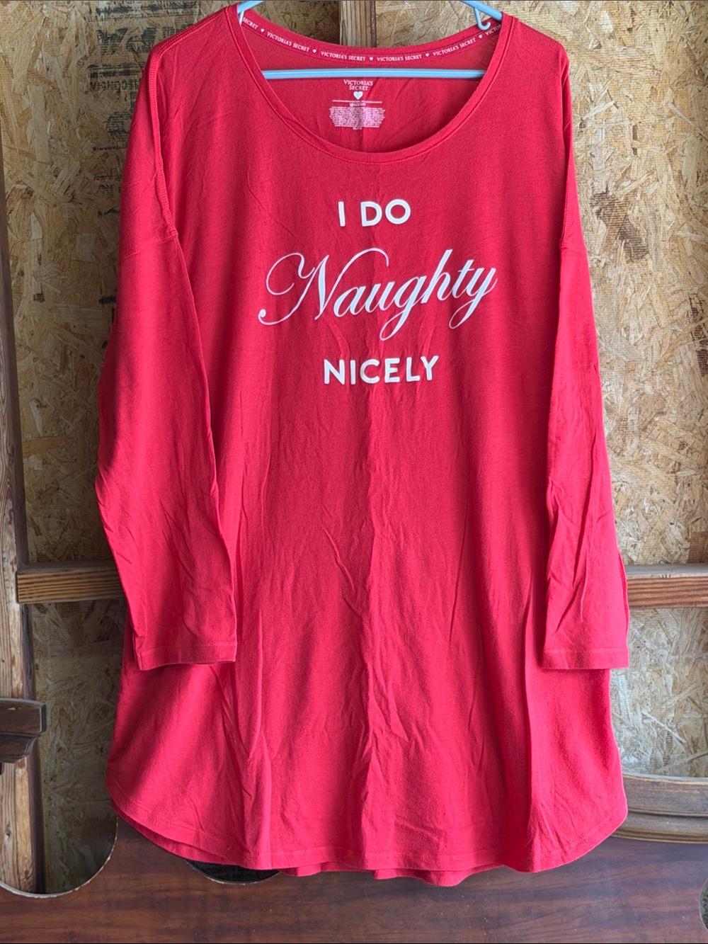Women’s Victoria's Secret Red Long-Sleeve 'I Do Naughty Nicely' Nightgown